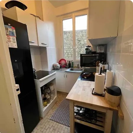 Cosy Proche Tour Eiffel Apartamento *